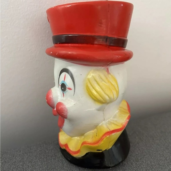 2 Vintage Cute Banks Circus Clown Plastic Bank & Teddy Bear Bank - Picture 5 of 12